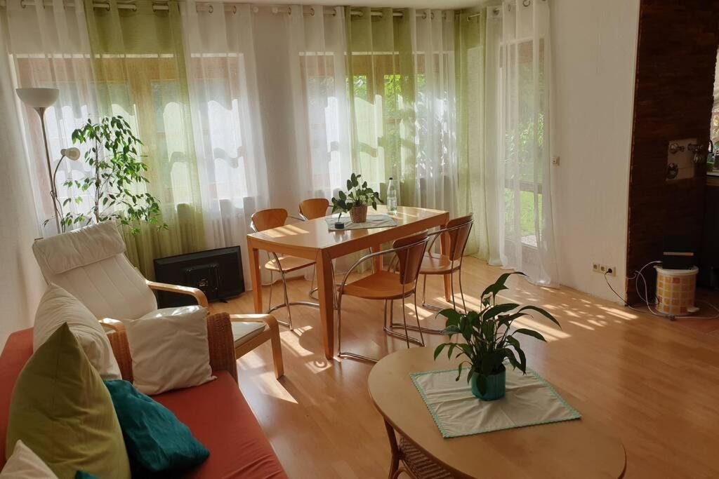 Ruhige Ferienwohnung Im Zentrum Von Кемптен Екстериор снимка